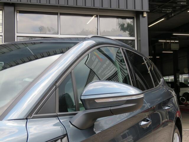 Skoda Enyaq iV60 / Trekhaak wegklap. / Half leder / Stoelverw. / Camera / Clima pack / BOVAG garantie