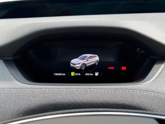 Skoda Enyaq 80 -SOH 92%- Adap cruise - el achterklep - pan dak - camera - trekhaak org.
