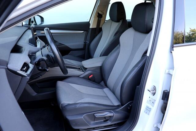Skoda Enyaq 60 iV - 179 pk **Warmtepomp / 94,2% SoH / ACC / Full Link / Camera