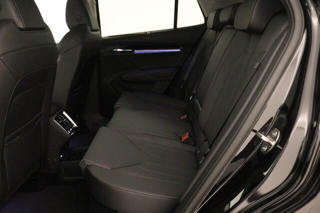 Skoda Enyaq iV Coupe Enyaq Coupé 80 Elektromotor 204 1AT Business Edition Plus | Chromen raamlijsten | E-Call-systeem | Front assist met voetgangersbescherming