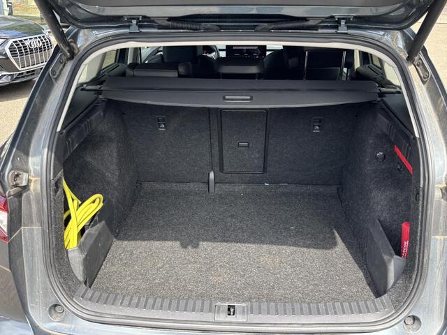 Skoda Enyaq iV 80 Loft ELEKTRISCHE TREKHAAK | CAMERA | HEAD UP