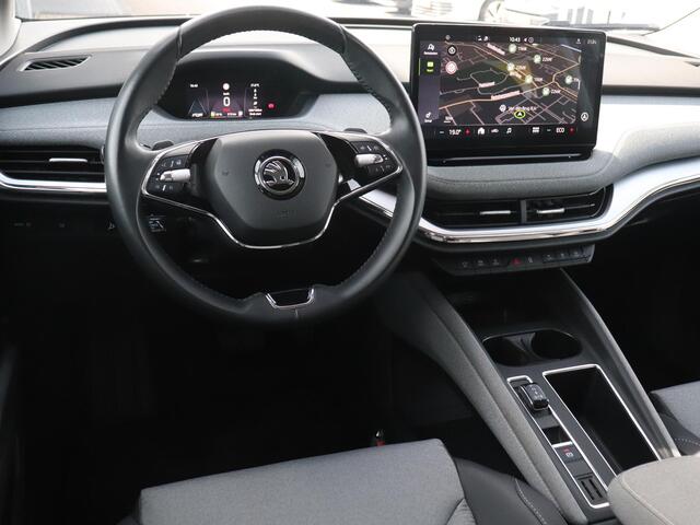 Skoda Enyaq iV 204 pk 80 | Trekhaak | Achteruitrijcamera | Elektrische achterklep | Navigatie | Cruise control |