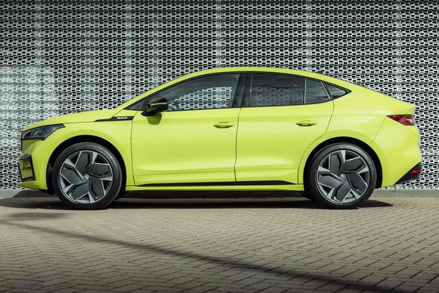 Skoda Enyaq iV Coupe 80 RS 300pk/ Crystal Face/ Lederen interieur/ 21 inch/ Adaptive Cruise