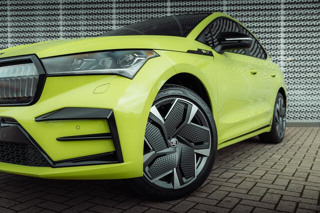 Skoda Enyaq iV Coupe 80 RS 300pk/ Crystal Face/ Lederen interieur/ 21 inch/ Adaptive Cruise