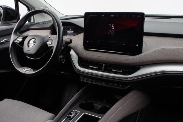 Skoda Enyaq iV 60 First Edition Full led/ Camera/ Stuur-stoelverwarming/ Navigatie/ Carplay/ 20" Lmv