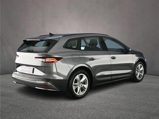 Skoda Enyaq iV 60 Selection 180pk Automaat Achteruitrijcamera, Navigatie, Adaptive cruise control, LED koplampen, Airco, App connect, Parkeersensoren, DAB, Radio, Bluetooth