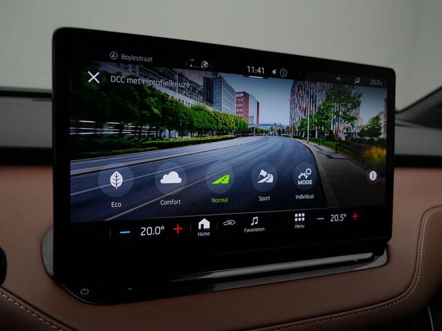 Skoda Enyaq iV 80X 265 pk Founders Edition Black 82 kWh | 4x4 | Trekhaak | Cognac leder | Snelladen 135kW | Adaptief onderstel | Rondomzicht camera | Matrix LED