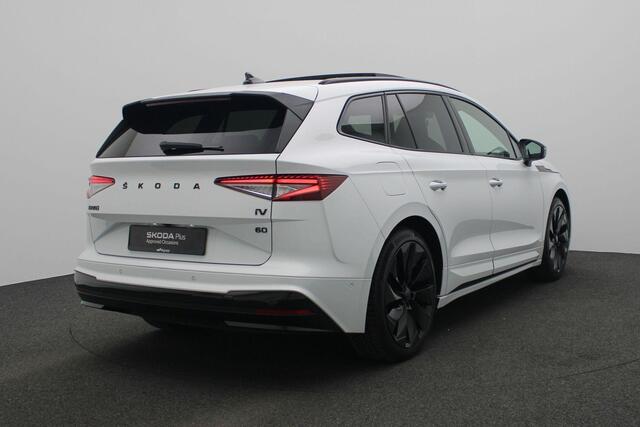 Skoda Enyaq iV 60 180 pk Sportline | Panoramadak | Matrix LED | Navigatie | Achteruitrijcamera | Stoelverwarming | Leder/alcantara