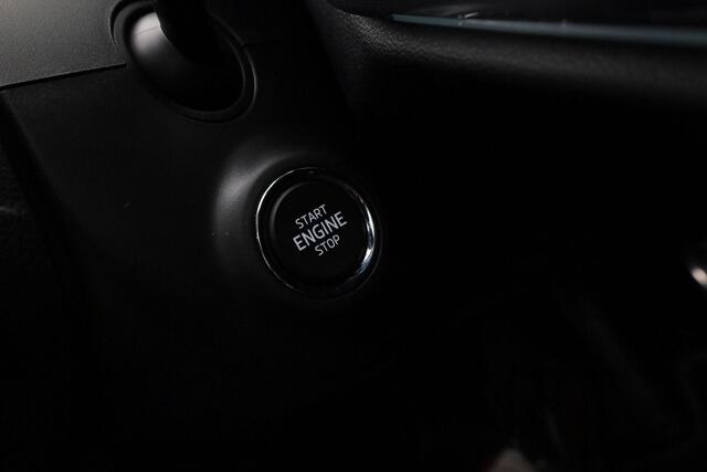 Skoda Enyaq iV 60 180 pk Sportline | Panoramadak | Matrix LED | Navigatie | Achteruitrijcamera | Stoelverwarming | Leder/alcantara