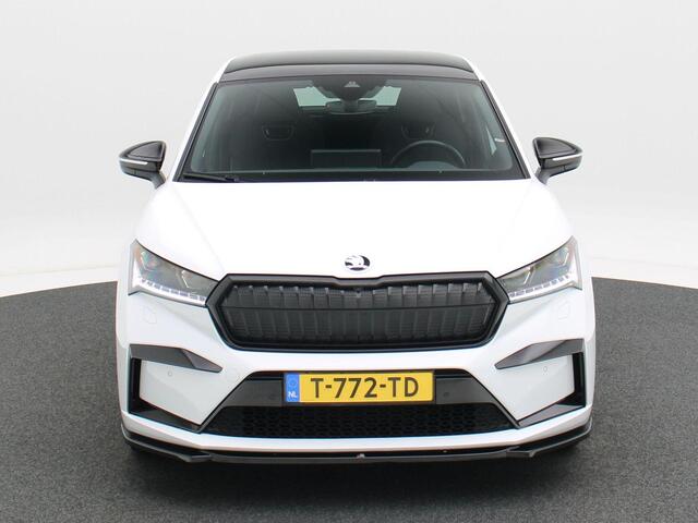 Skoda Enyaq iV Coupé 180 Pk Sportline 60 | Panorama Dak | Full LED | Maxton Design | Camera | Elektrische Stoelen | Stoel Verwarming | Carplay | Navigatiesysteem | Adaptive Cruise | 21 Inch | 18.283 Km!!