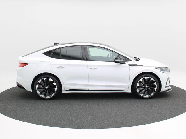 Skoda Enyaq iV Coupé 180 Pk Sportline 60 | Panorama Dak | Full LED | Maxton Design | Camera | Elektrische Stoelen | Stoel Verwarming | Carplay | Navigatiesysteem | Adaptive Cruise | 21 Inch | 18.283 Km!!
