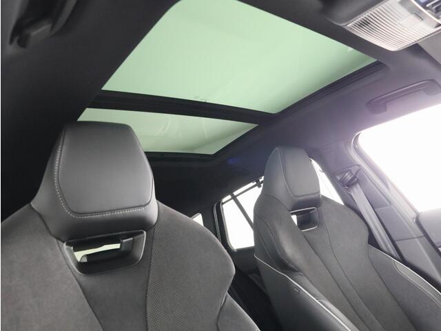Skoda Enyaq iV 85 Sportline 286 PK | 21 inch | Panoramadak | Head up display | 360° camera | Massagestoel | Blind Spot | Adaptive Cruise Control