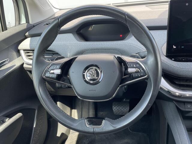 Skoda Enyaq iV 60 | Achteruitrijcamera | Stoelverwarming | Dodehoek Bewaking | Carplay | Navigatie |