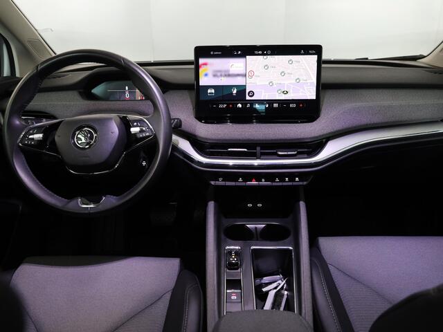 Skoda Enyaq iV 60 180 pk | Navigatie | Parkeersensoren | Achteruitrijcamera | LED koplampen | Lichtmetalen velgen 19" | Apple Carplay/Android Auto |