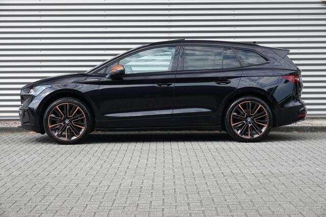 Skoda Enyaq iV 80 Founders Edition Black | Panoramadak | BTW | Trekhaak | Gelimiteerde oplage! |