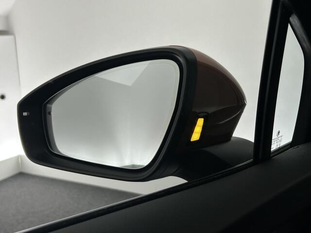 Skoda Enyaq iV 80 204pk Founders Edition Black Warmtepomp Leder 360Camera Massage Panoramadak