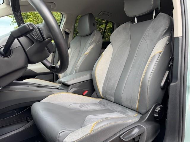 Skoda Enyaq iV 80 BEV 204PK 77KWH/THAAK/ACARPLAY/HUP/FABRIEKSGARANTIE