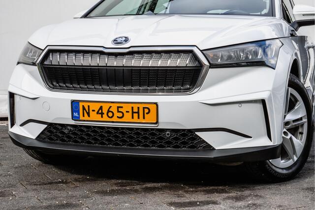 Skoda Enyaq iV 80 Trekhaak/ Stuurverwarming/ Half leer/ Navigatie/ Carplay/ Camera
