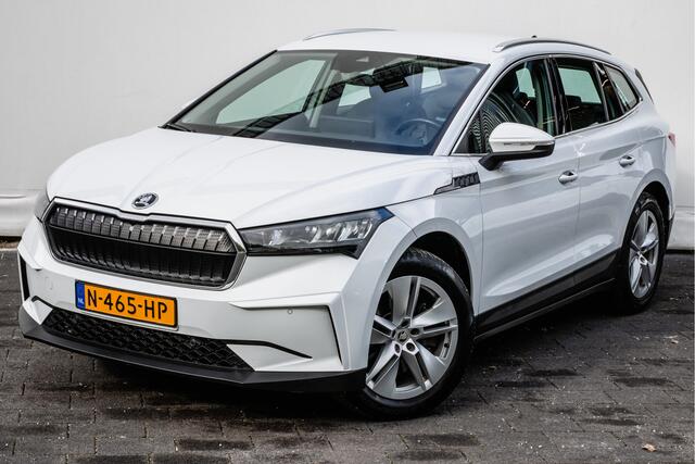 Skoda Enyaq iV 80 Trekhaak/ Stuurverwarming/ Half leer/ Navigatie/ Carplay/ Camera