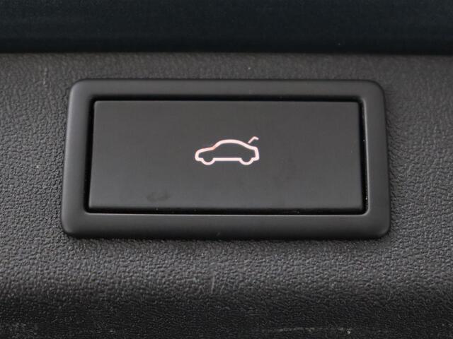 Skoda Enyaq iV 60 | Camera | Carplay | Keyless | Half leder | Navigatie | Full LED | Climate control | Cruise control | Parkeerhulp