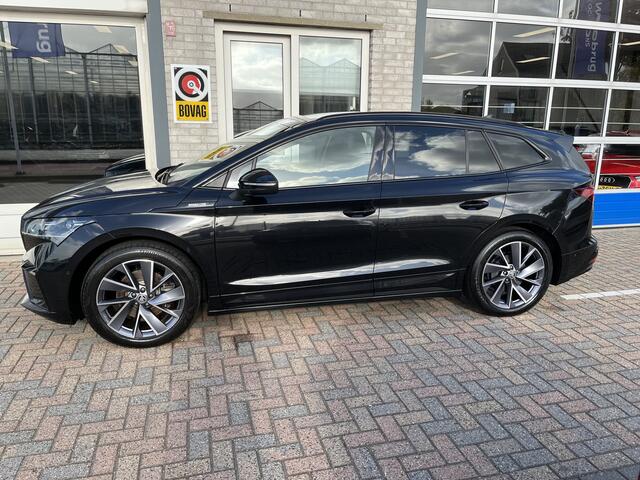 Skoda Enyaq iV 60 Sportline / CAMERA/ PARK. SENSOREN/ DODE HOEK/ CRYSTAL LIGHTING/ STOEL-STUURVERWARM./ KEYLESS/ ELEK. ACHTERKLEP/ ADAPT. CRUISE/ SMARTLINK/ NAVI/ CLIMA/ DAB/ 20" LMV