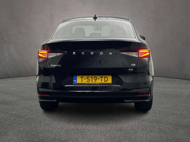 Skoda Enyaq iV Coupé 60 Business Edition Plus 180pk Automaat Panoramadak, Adaptive cruise control, Navigatie, Achteruitrijcamera, Stoelverwarming, Stuurwiel verwarmd, LED koplampen