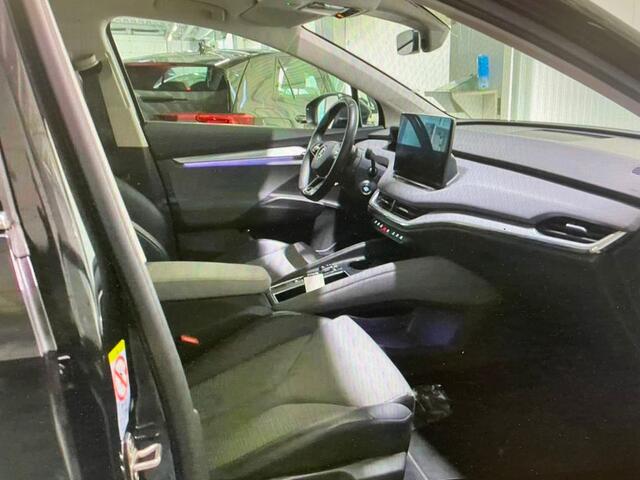 Skoda Enyaq iV BWJ 2021 180 PK 60 NIEUWE BINNEN