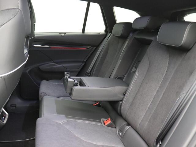 Skoda Enyaq iV 85 Sportline 286PK Aut. Pano-Schuifkanteldak, Warmtepomp, Achteruitrijcamera, Navigatie, Keyless, Matrix-LED, Stoel-Stuurverwarming, Trekhaak, 20" LM Velgen