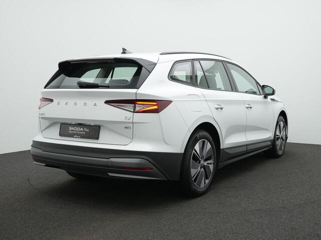 Skoda Enyaq iV 60 180 pk Selection | Achteruitrijcamera | Adaptive Cruise | Navigatie | Leder/stof | Carplay