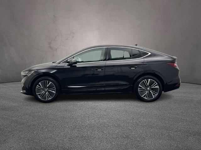 Skoda Enyaq iV Coupé 60 Business Edition Plus 180pk Automaat Panoramadak, Achteruitrijcamera, LED matrix koplampen, Adaptive cruise control, Stuurwiel verwarmd, Navigatie, Stoelverwarming