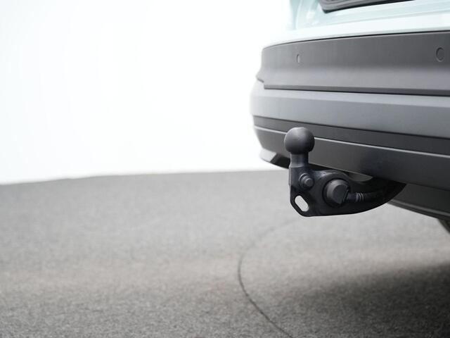 Skoda Enyaq iV 80 204 pk | Warmtepomp | Trekhaak | Cognac leder | Geheugenstoel | Adaptief onderstel | Matrix LED | Stuur-/achterbankverwarming | Achteruitrijcamera