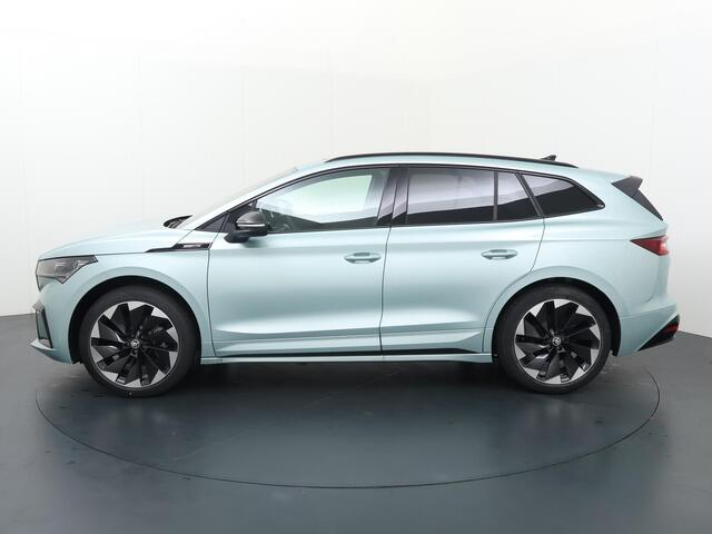 Skoda Enyaq iV 60 Sportline 180 pk | Navigatie | Apple Carplay/Android Auto | Crystal Face | Panoramadak | 21" lichtmetalen velgen |