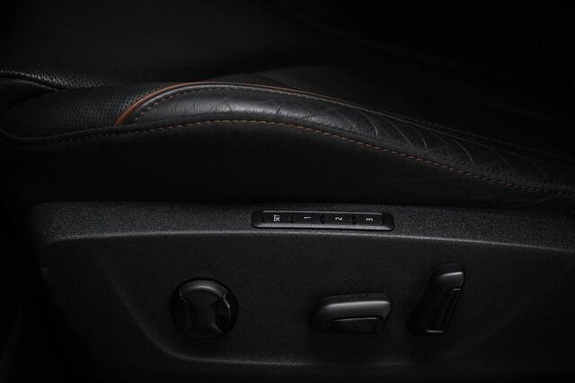 Skoda Enyaq iV 80 First Edition SOH 94% | MATRIX LED | LEDER | WARMTEPOMP | TREKHAAK