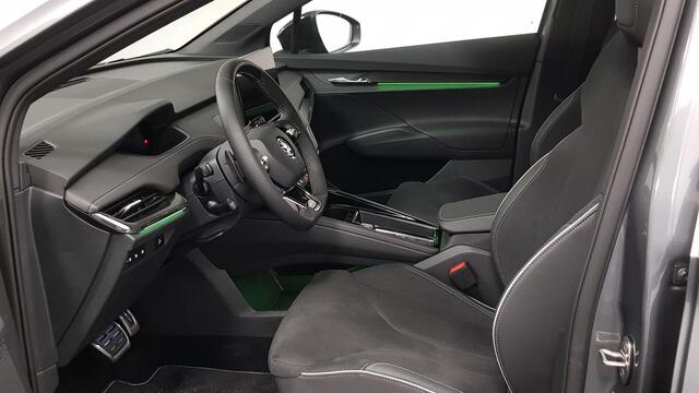 Skoda Enyaq iV 80 Sportline | Navigatie | Climate pack | Assistentie pack | LED | Extra Getint glas | Lichtmetalen Velgen