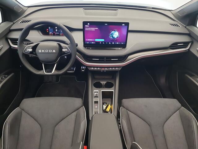 Skoda Enyaq iV 85 Sportline 82 kWh 286pk Wegklapbare trekhaak, Panoramadak, Warmtepomp