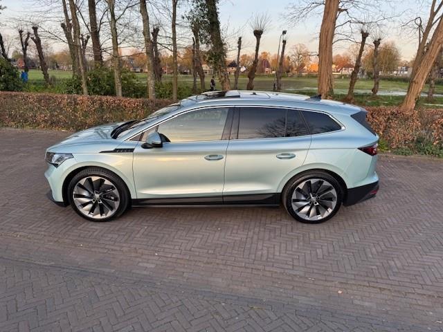 Skoda Enyaq iV 80 First Edition SOH 90,5%/Warmtepomp/Pano/Trekhaak/360Camera/Matrix/Acruise/Fabrieksgarantie