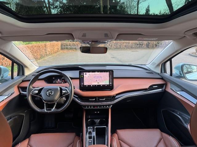 Skoda Enyaq iV 80 First Edition SOH 90,5%/Warmtepomp/Pano/Trekhaak/360Camera/Matrix/Acruise/Fabrieksgarantie