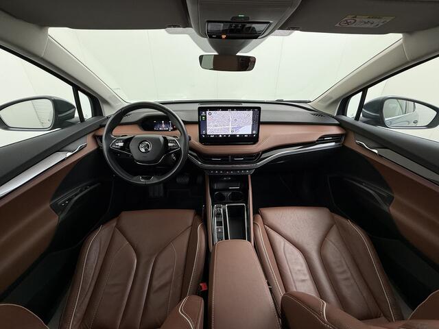 Skoda Enyaq iV 80 Leer Pano-Dak/SchuifDak SOH 93% Trekhaak Camera Navi Ecc Apple Carplay Android Auto Pdc Cruise Control Privacy Glas Led DAB Stuur+Stoel+a-Bankverwarmd Elek.Achterklep Lane Assist Keyless Luxus 1e Eigenaar Origineel Nederlandse Auto Dealeronderhouden 1.