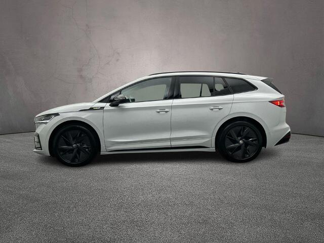 Skoda Enyaq iV 85X RS 340pk Automaat Adaptive cruise control, LED koplampen, Head-Up Display, Navigatie, Achteruitrijcamera, Stuurwiel verwarmd, Elektrische achterklep, Parkeersensoren, App connect