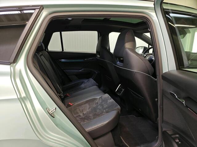 Skoda Enyaq iV 80 Sportline | 92.800 KM | Virtual Cockpit | Trekhaak | Panorama-Dak | WORDT VERWACHT!