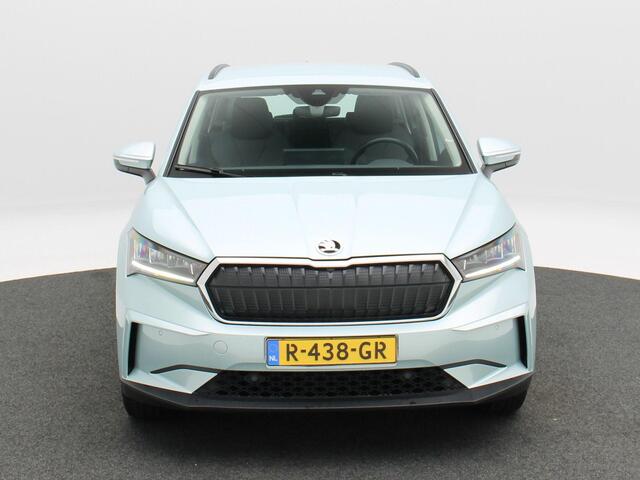 Skoda Enyaq iV 60 180 Pk Automaat | Camera | Climatronic | Carplay | Navigatie | Trekhaak | 19 Inch | 71.144 Km !!