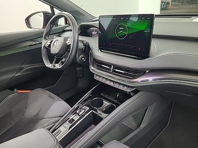 Skoda Enyaq iV 80 SPORTLINE I AUTOMAAT I GROOT ACCUPAKKET I SCHUIF/KANTELDAK I STOELVERWARMING I NAVIGATIE I P-CAMERA