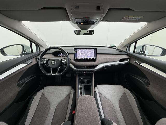 Skoda Enyaq iV 80 82kwh 204PK Pano-Dak Camera Apple Carplay Android First Edition Navi 3-Zone-Ecc 19"lm PDC-a+v Adaptive-Cruise Lane-Assist Luxus E-Call Stuurverwarming Led Isofix Keyless-Go DAB Rijstrooksensor Origineel Nederlandse Auto Nieuwprijs ¤ 53.000,-