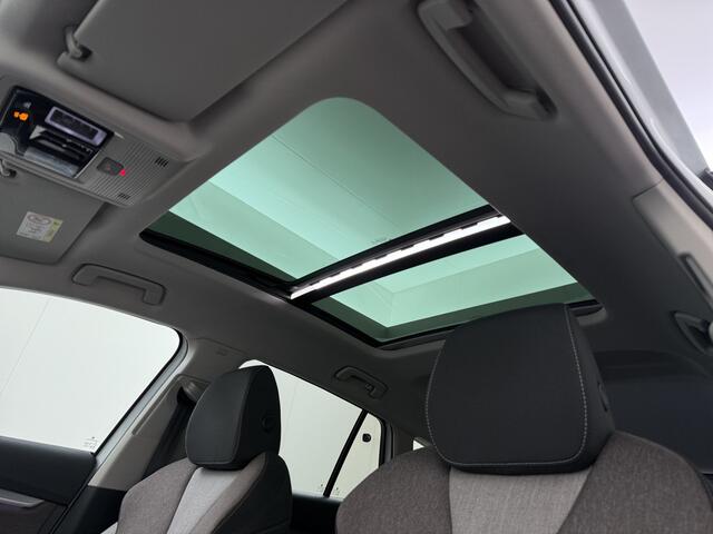 Skoda Enyaq iV 80 82kwh 204PK Pano-Dak Camera Apple Carplay Android First Edition Navi 3-Zone-Ecc 19"lm PDC-a+v Adaptive-Cruise Lane-Assist Luxus E-Call Stuurverwarming Led Isofix Keyless-Go DAB Rijstrooksensor Origineel Nederlandse Auto Nieuwprijs ¤ 53.000,-