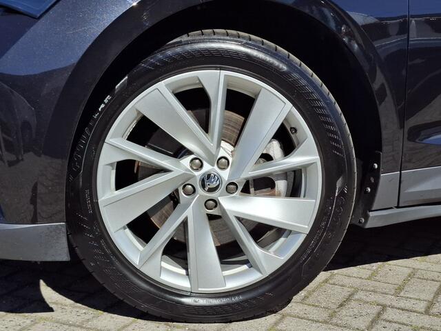 Skoda Enyaq iV 80 | SoH 90,3% | Navigatie/Android/Apple Carplay | LM Velgen 20" | Stuur Verwarmd | Cruise Control | Climate Control | LED Koplampen |