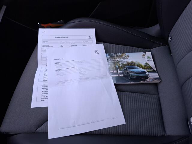 Skoda Enyaq iV 80 | SoH 90,3% | Navigatie/Android/Apple Carplay | LM Velgen 20" | Stuur Verwarmd | Cruise Control | Climate Control | LED Koplampen |