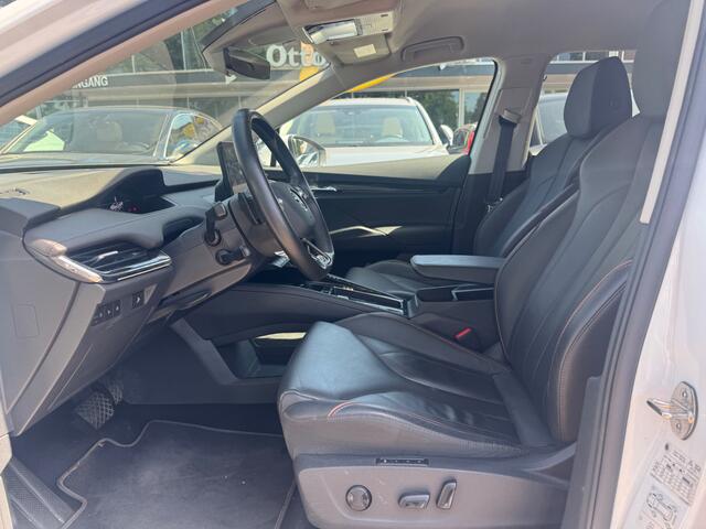 Skoda Enyaq iV 80 First Edition / SoH 91,4% / Trekhaak / Camera / Leder / CarPlay / Keyless / 21'' / Warmtepomp / Stuur+Stoelverwarming / Dodehoek / DAB / ACC