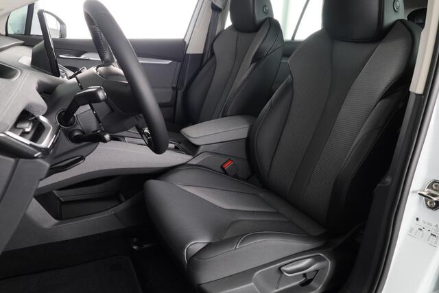 Skoda Enyaq iV Selection180pk Navigatie via App | Parkeercamera | Parkeersensoren voor en achter | Cruise controle