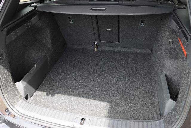 Skoda Enyaq iV 60 Sportline 58kWh 180pk | SOH 93,9% |