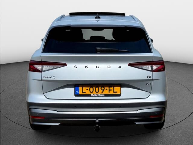 Skoda Enyaq iV 60 | Panoramadak | SOH 90.3% | Warmtepomp | Veel extra's